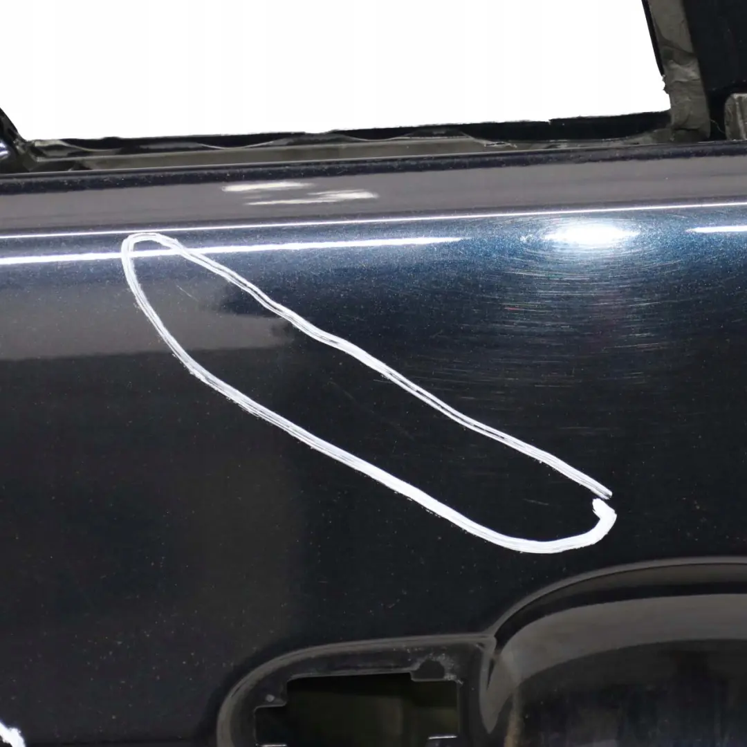 Portiera Posteriore Destra Nero Carbone Nero Metallizzato - 416 per BMW E90 3 con numero di parte 7203648 BMW E90 3 Portiera Posteriore Destra Nero Carbone Nero Metallizzato - 416 - SKU 7203648-CAR3 - Numero di parte 7203648