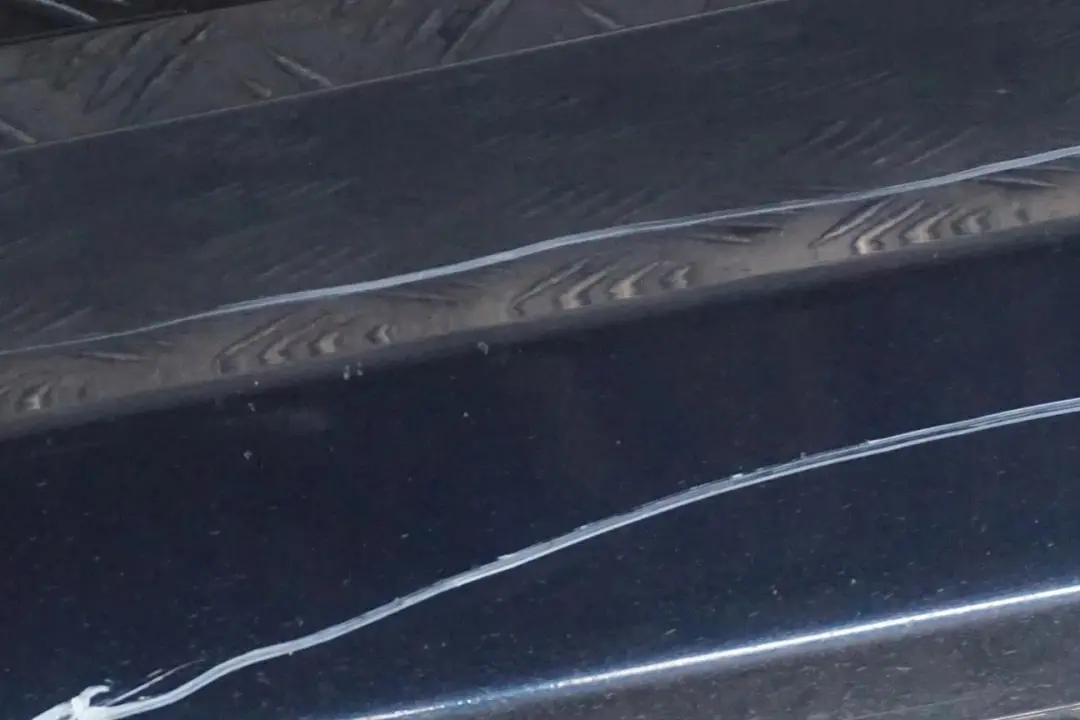 BMW E87 LCI Sill Strip Side Skirt Left Tiefseeblau Deep Sea Blue A76 - SKU 0036145-DSB2 - Número de pieza 0036145