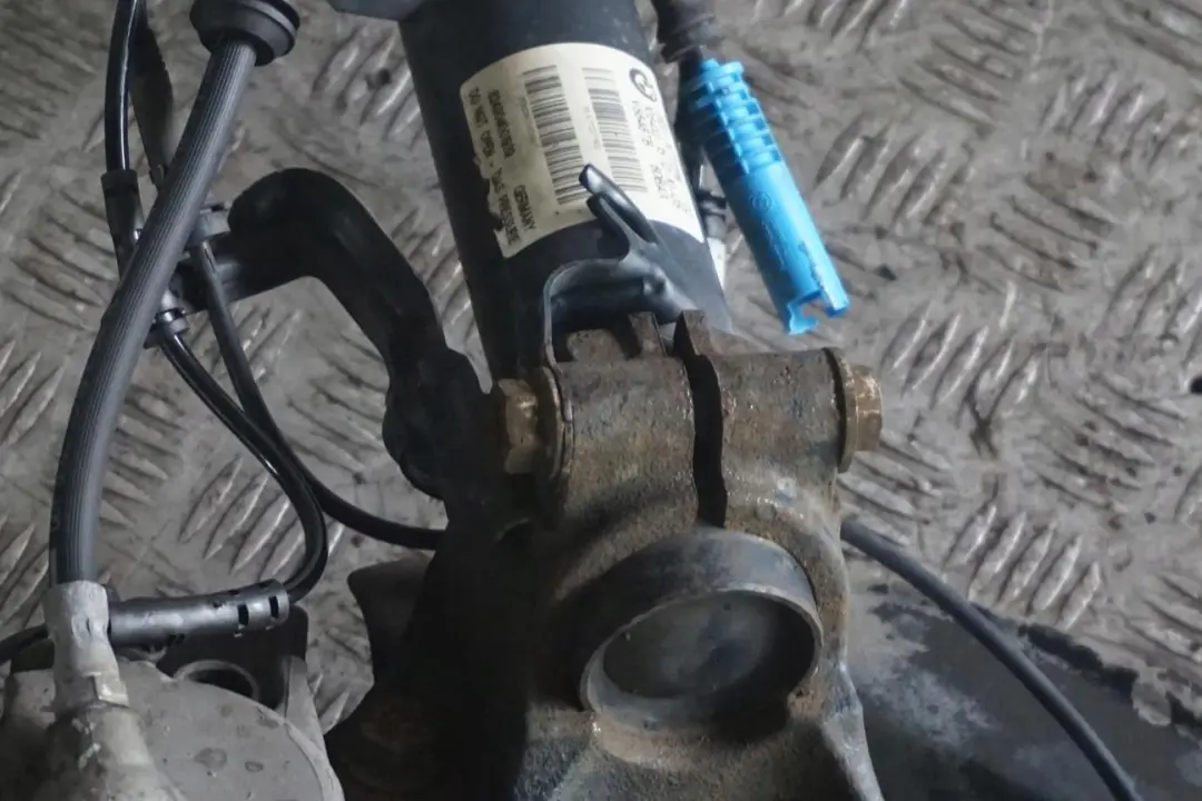 M57N2 Muelle Delantero Izquierdo Pata Suspensión Freno para BMW 5 E61 Touring 530xd con número de pieza 6768797 BMW 5 E61 Touring 530xd M57N2 Muelle Delantero Izquierdo Pata Suspensión Freno - SKU lhd-6786517 - Número de pieza 6768797