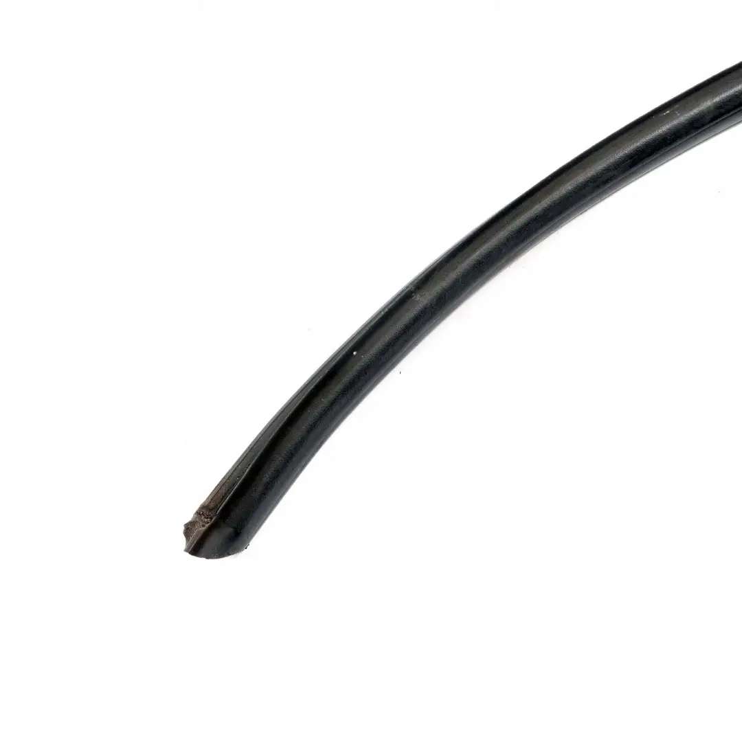 Centro Izquierda Junta De Goma Entre Puerta Exterior para BMW E36 Berlina Touring con número de pieza 1960667 BMW E36 Berlina Touring Centro Izquierda Junta De Goma Entre Puerta Exterior - SKU 1960667 - Número de pieza 1960667