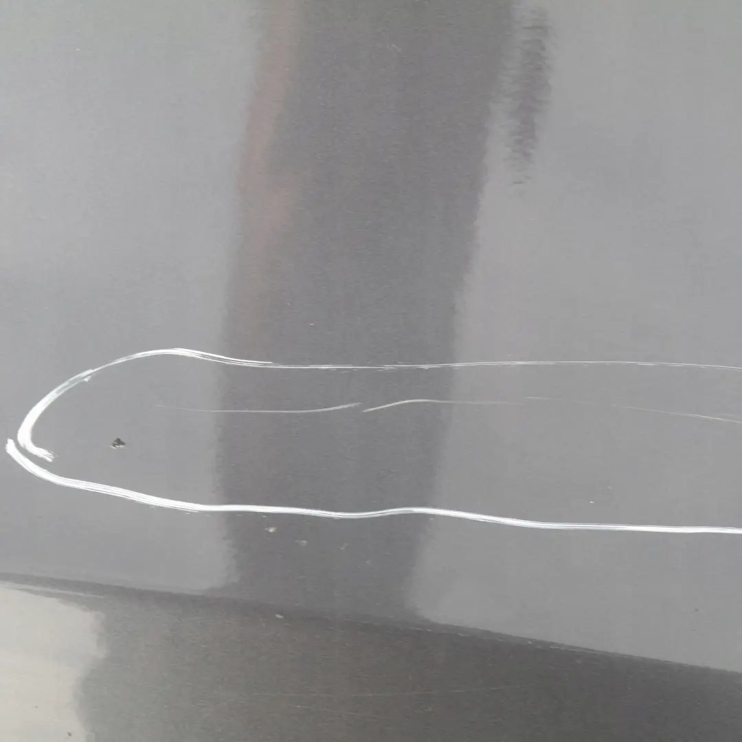 Porta anteriore destra Sparkling Graphite Metallic per BMW E87 LCI con numero di parte 7191012 BMW E87 LCI Porta anteriore destra Sparkling Graphite Metallic - SKU 7191012-SG3 - Numero di parte 7191012