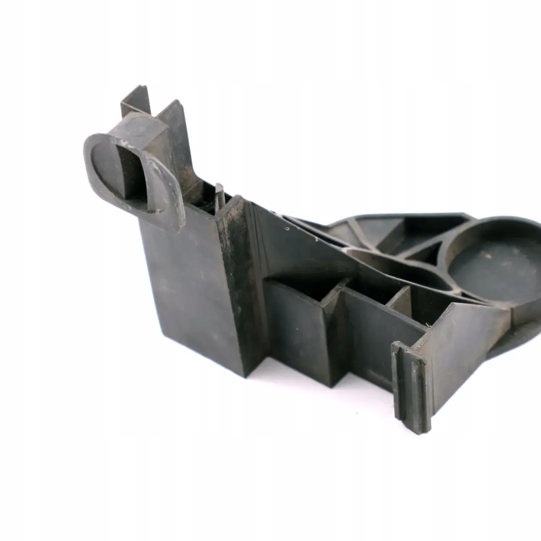 Delantero Izquierdo Soporte Guardabarros para BMW E46 Berlina Touring con número de pieza 7030619 BMW E46 Berlina Touring Delantero Izquierdo Soporte Guardabarros - SKU 7030619 - Número de pieza 7030619