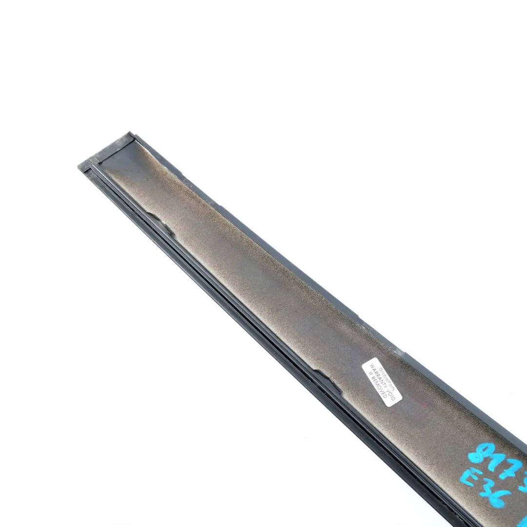 Berline Couverture Fenetre B Colonne Porte Arriere Gauche Noir pour BMW 3 E36 à propos du numéro de pièce 8173385 BMW 3 E36 Berline Couverture Fenetre B Colonne Porte Arriere Gauche Noir - SKU 8173385 - Numéro de pièce 8173385