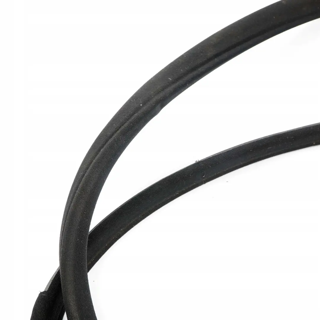 Classe C W204 Guarnizione telaio porta anteriore destra O/S per Mercedes con numero di parte A2046971051 Mercedes Classe C W204 Guarnizione telaio porta anteriore destra O/S - SKU A2046971051 - Numero di parte A2046971051