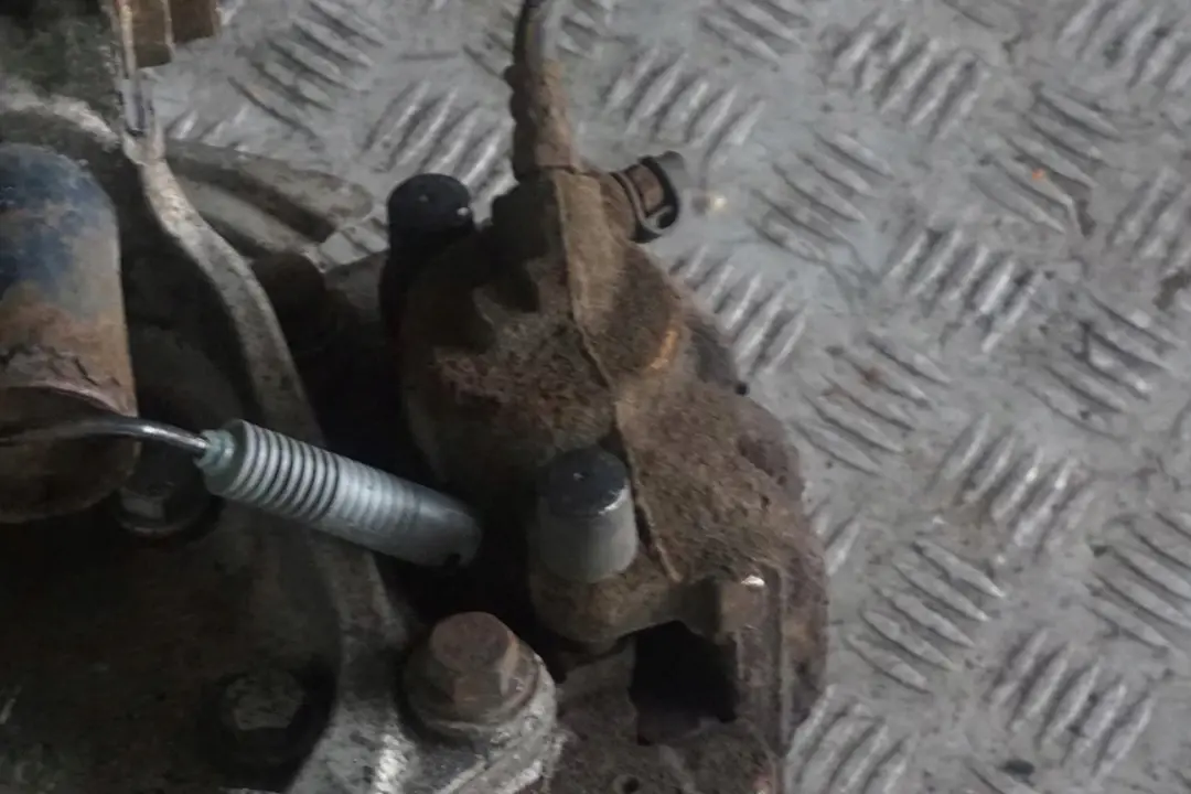 N46 Amortyzator zwrotnica prawa SPORT do BMW E90 318i o numerze 8036554 BMW E90 318i N46 Amortyzator zwrotnica prawa SPORT - SKU 8036554-3 - Numer Części 8036554