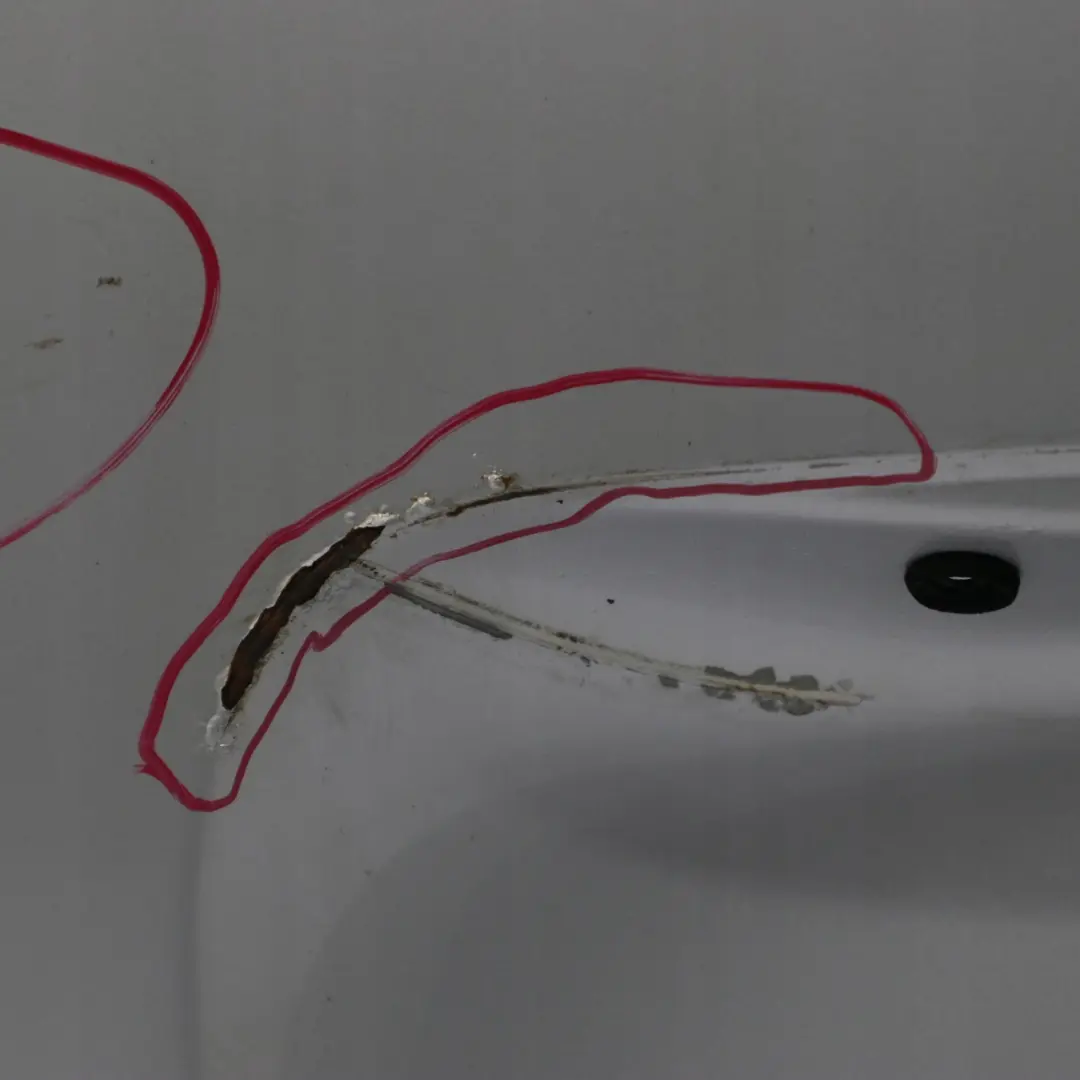 Mercedes-Benz Vaneo W414 Boot Trunk Lid Tailgate N/S Brilliant Silver - 9744 to with Part number A4147400005 Mercedes-Benz Vaneo W414 Boot Trunk Lid Tailgate N/S Brilliant Silver - 9744 - SKU A4147400005-BRS - Part number A4147400005