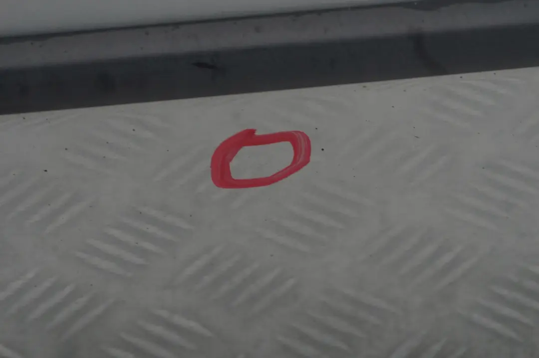 Drzwi prawe przednie przód titansilber do BMW E53 X5 o numerze 8256824 BMW E53 X5 Drzwi prawe przednie przód titansilber - SKU 8256824-TS7 - Numer Części 8256824