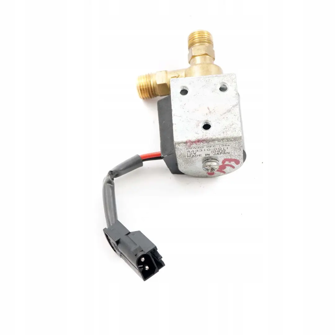 Conditioning Cooler Coolbox Valve to BMW 7 E38 E65 E66 Rear Air with Part number 7609210 BMW 7 E38 E65 E66 Rear Air Conditioning Cooler Coolbox Valve - SKU 8390990 - Part number 7609210