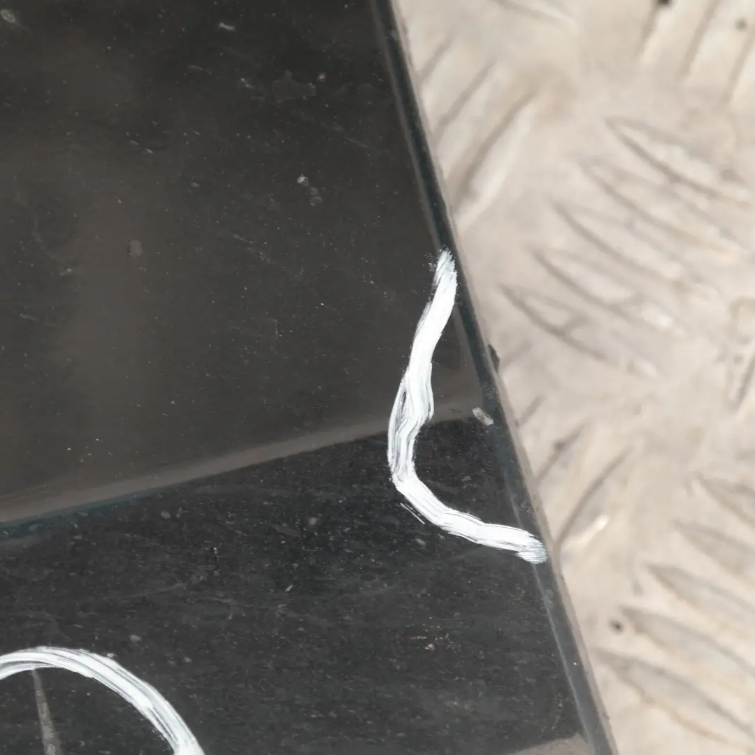 Schwellerleiste Blende Schweller rechts Schwarz 2 für BMW 1 er E81 E82 E88 mit Teilenummer 36142 BMW 1 er E81 E82 E88 Schwellerleiste Blende Schweller rechts Schwarz 2 - SKU 0036142-SCH3 - Teilenummer 36142