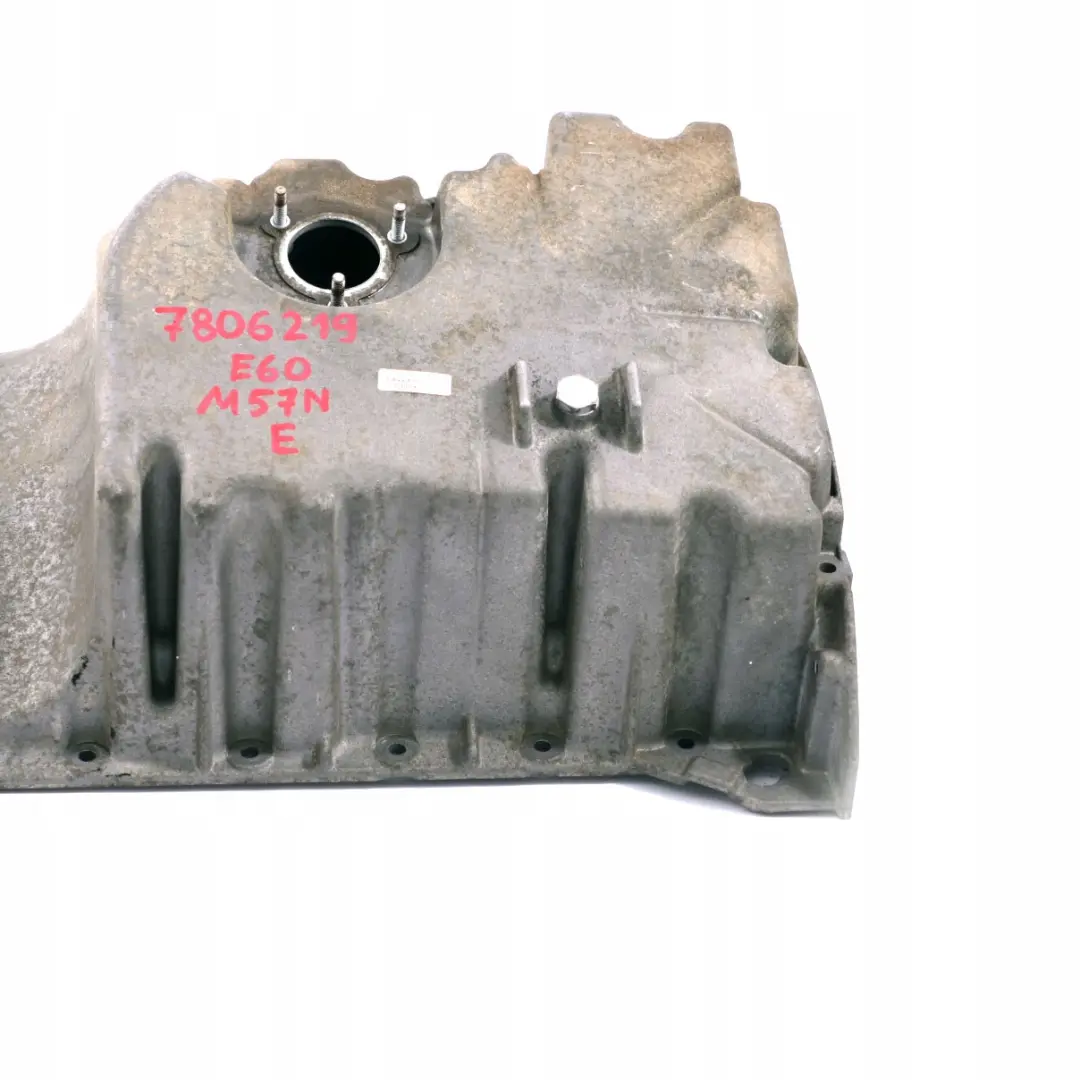M57N M57N2 Engine Oil Sump Pan to BMW 5 6 7 Series E60 E61 E63 E65 Diesel with Part number 7793495 BMW 5 6 7 Series E60 E61 E63 E65 Diesel M57N M57N2 Engine Oil Sump Pan - SKU 7806219 - Part number 7793495