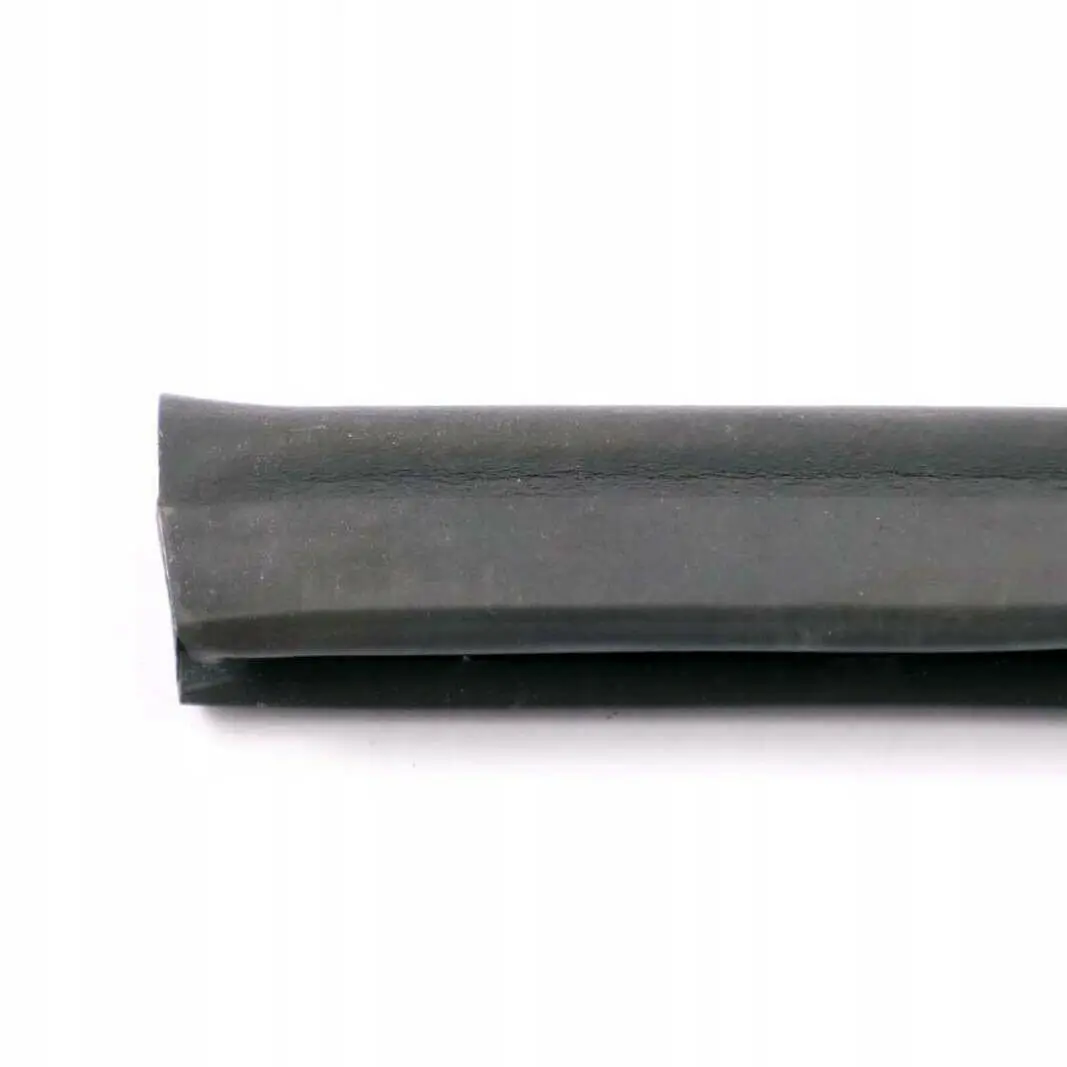 Tenuta Aggregateraum Laterale Frontale per BMW E87 E90 E91 con numero di parte 7158689 BMW E87 E90 E91 Tenuta Aggregateraum Laterale Frontale - SKU 7158689 - Numero di parte 7158689