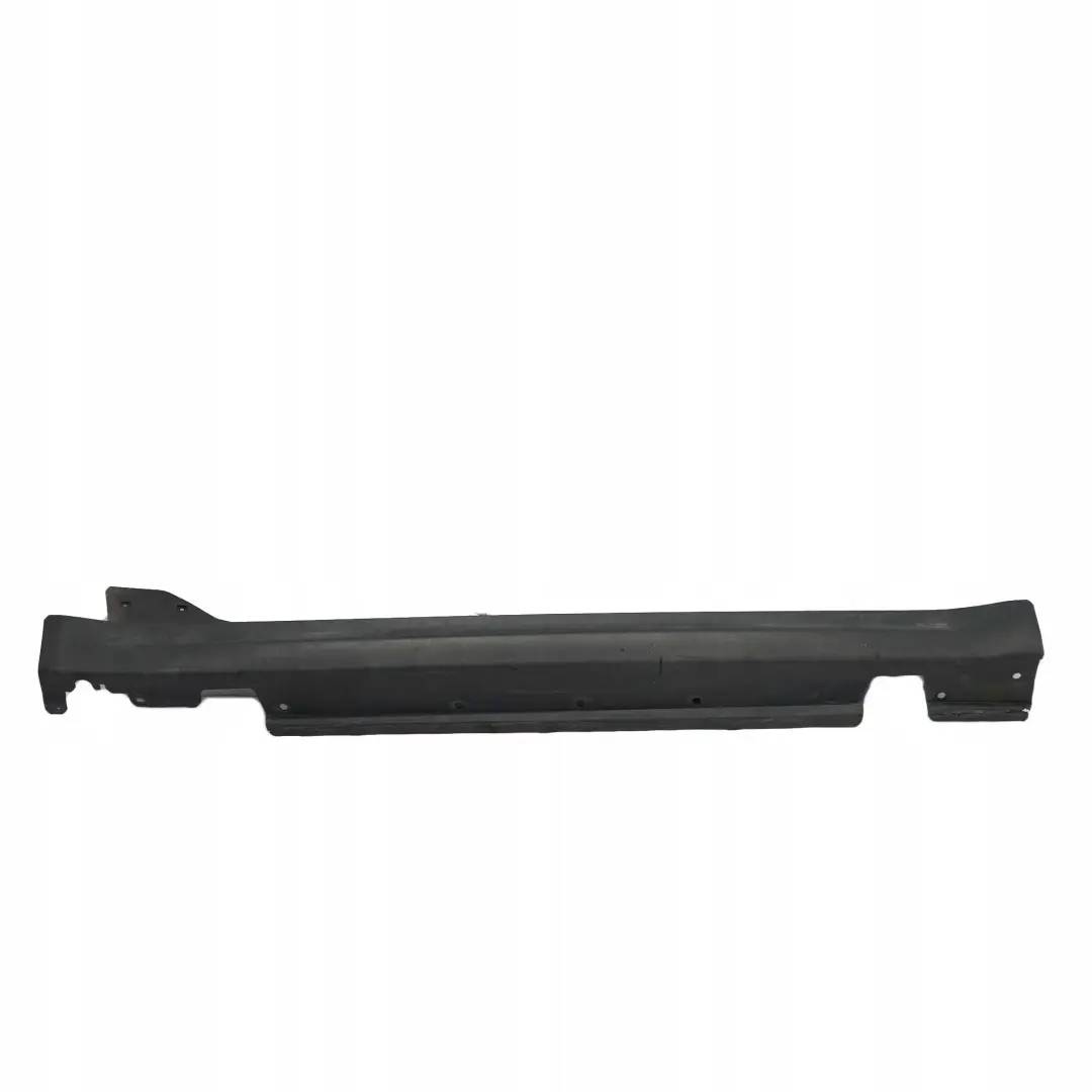 Cote Revetement Seuil Hampton Droite pour Mini Clubman R55 à propos du numéro de pièce 7167592 Mini Clubman R55 Cote Revetement Seuil Hampton Droite - SKU 7167592-2 - Numéro de pièce 7167592