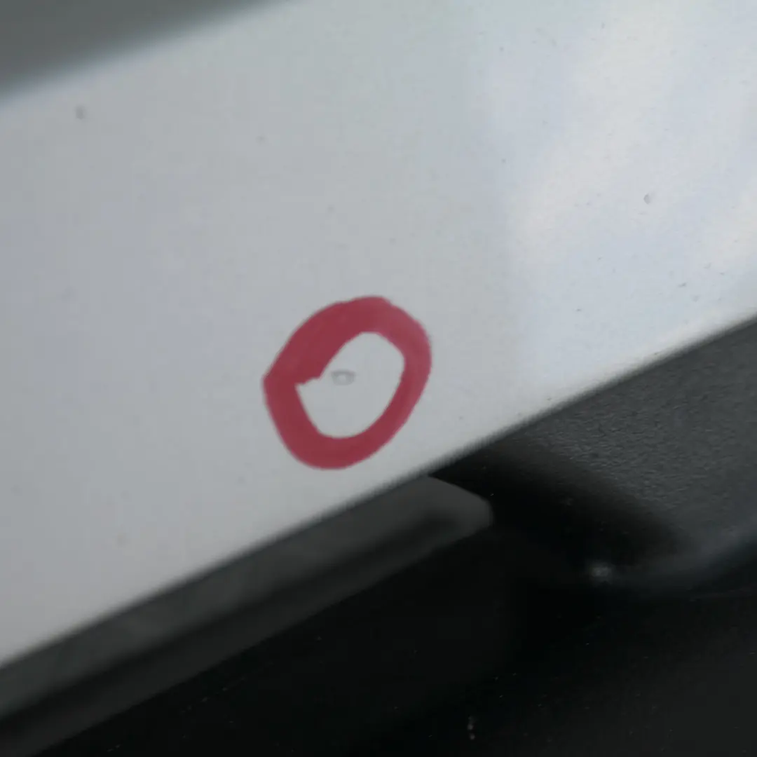 Zderzak przedni przód titansilber 354 do BMW E53 X5 o numerze 10150 BMW E53 X5 Zderzak przedni przód titansilber 354 - SKU 0010150-TS4 - Numer Części 10150