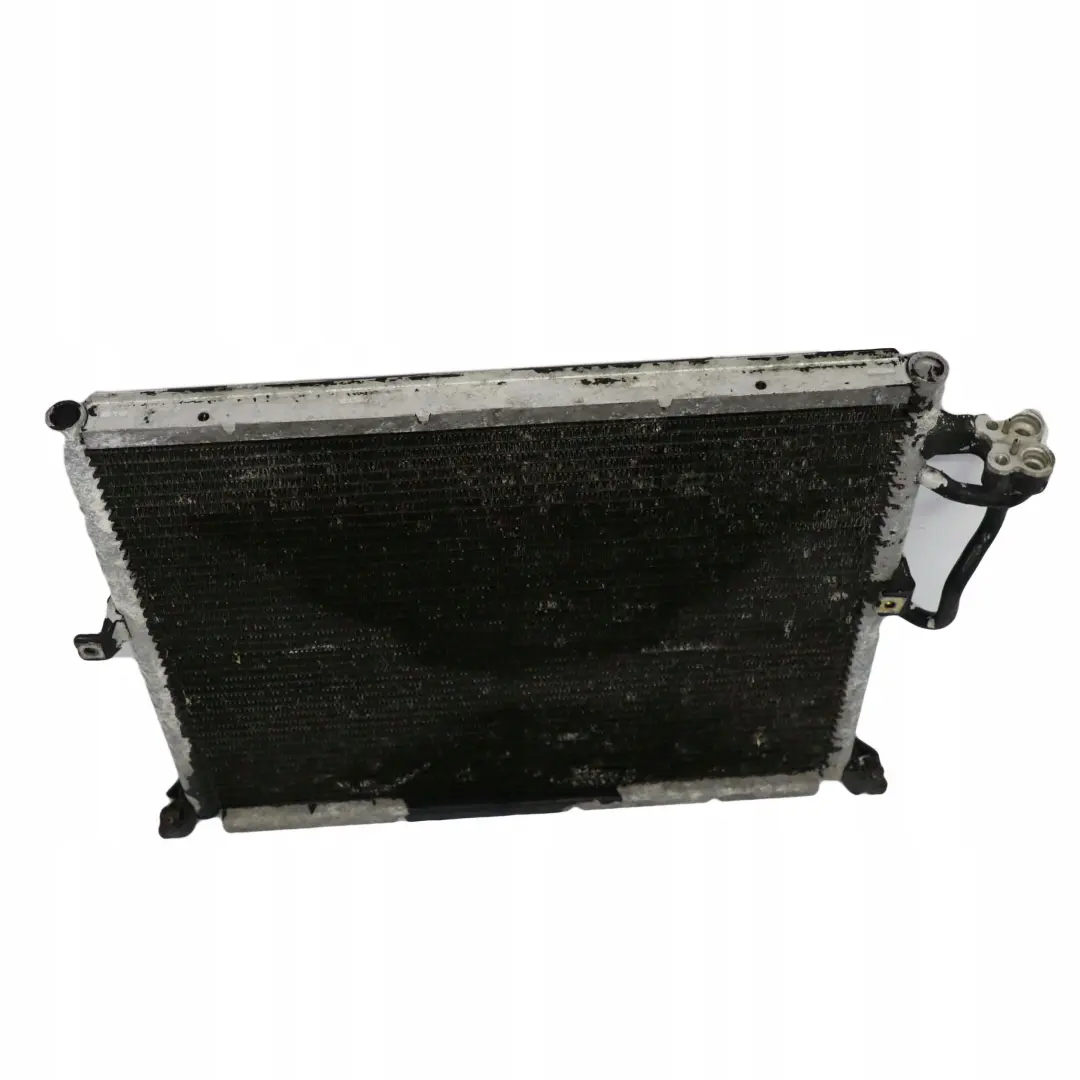 Chłodnica klimatyzacji 8371889 do BMW E36 o numerze 8373004 BMW E36 Chłodnica klimatyzacji 8371889 - SKU 8373004 - Numer Części 8373004