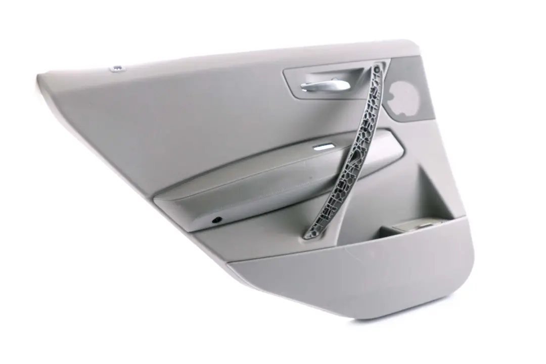 Boczek tapicerka drzwi lewy skóra do BMW E83 X3 o numerze 3415905 BMW E83 X3 Boczek tapicerka drzwi lewy skóra - SKU 3415905 - Numer Części 3415905