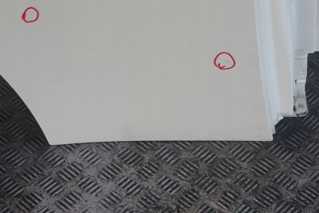 Clubdoor Portiere Arriere Droite Pepper Blanc pour Mini Clubman R55 à propos du numéro de pièce 7312189 Mini Clubman R55 Clubdoor Portiere Arriere Droite Pepper Blanc - SKU 7312189-PW1 - Numéro de pièce 7312189