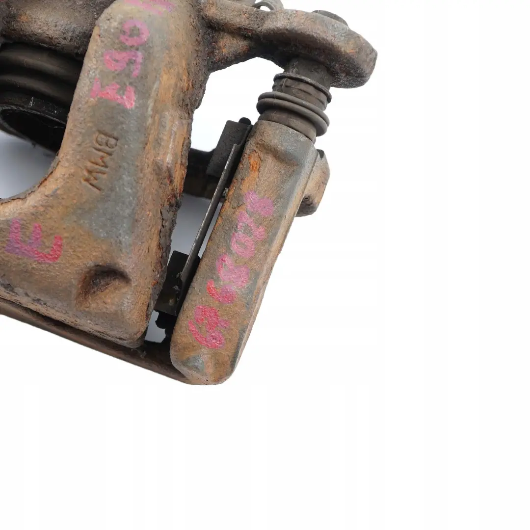 Delantero Derecho Porta Pinza De Freno 54/22 para BMW E87 E90 con número de pieza 6766682 BMW E87 E90 Delantero Derecho Porta Pinza De Freno 54/22 - SKU 6766682-1 - Número de pieza 6766682