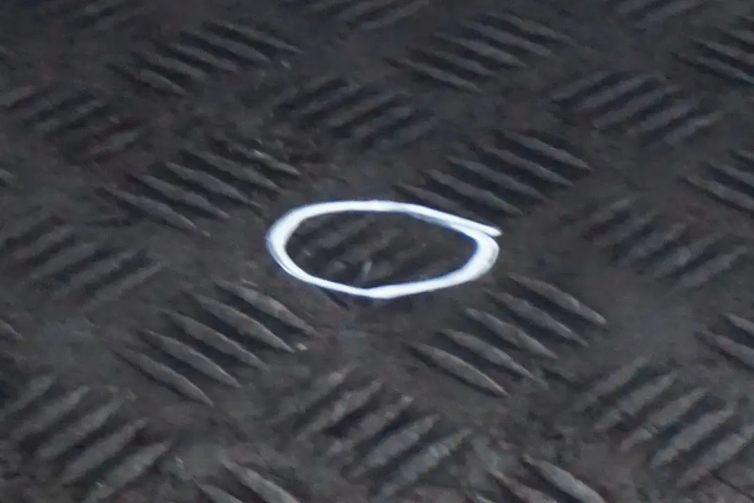 Passeggero Porta Anteriore Destra Nero Carbone Nero - 416 per BMW E90 E91 4 con numero di parte 7203644 BMW E90 E91 4 Passeggero Porta Anteriore Destra Nero Carbone Nero - 416 - SKU 7203644-CAR3 - Numero di parte 7203644