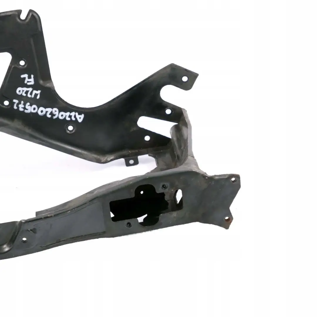 Mercedes-Benz S W220 Scheinwerfer Halter Träger Rahmen Links für mit Teilenummer A2206200572 Mercedes-Benz S W220 Scheinwerfer Halter Träger Rahmen Links - SKU A2206200572 - Teilenummer A2206200572