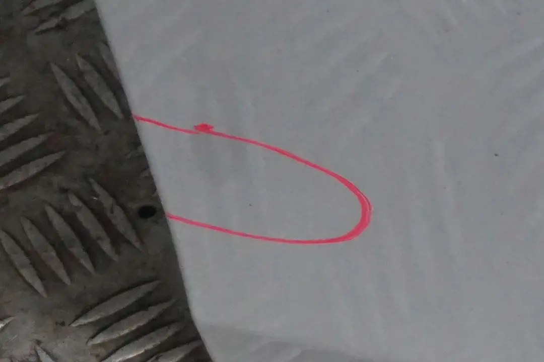 Puerta Delantera Izquierda Titansilber Plata Metalico - 354 para BMW E60 E61 6 con número de pieza 7202339 BMW E60 E61 6 Puerta Delantera Izquierda Titansilber Plata Metalico - 354 - SKU 7202339-TS6 - Número de pieza 7202339