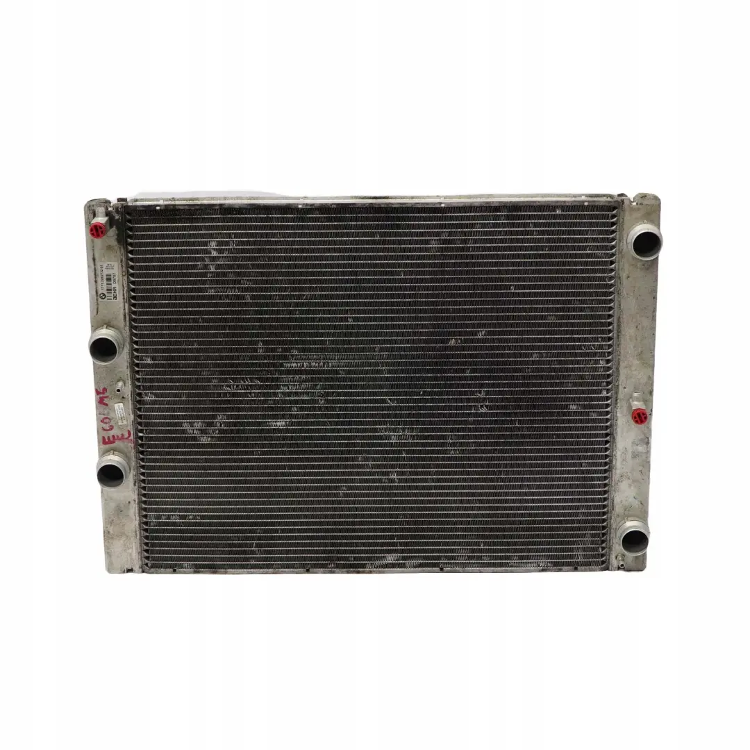 Refrigeracion Radiador para BMW E60 E61 E63 E64 M5 M6 Motor con número de pieza 2282732 BMW E60 E61 E63 E64 M5 M6 Motor Refrigeracion Radiador - SKU 2282732 - Número de pieza 2282732
