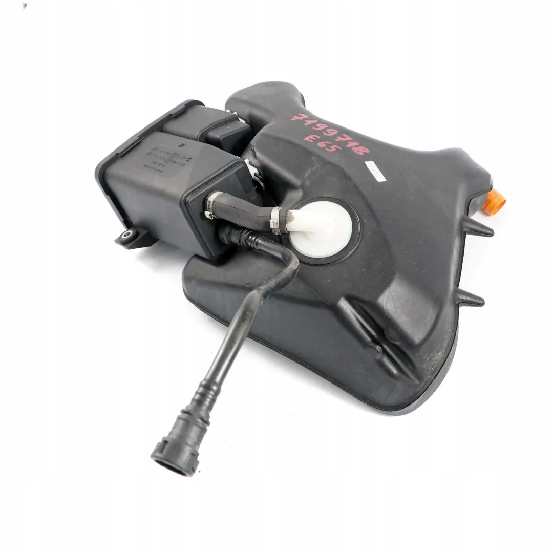 Ausgleichsbehälter mit Aktivkohlefilter 6752034 für BMW 7 er E65 E66 mit Teilenummer 7199718 BMW 7 er E65 E66 Ausgleichsbehälter mit Aktivkohlefilter 6752034 - SKU 7199718 - Teilenummer 7199718