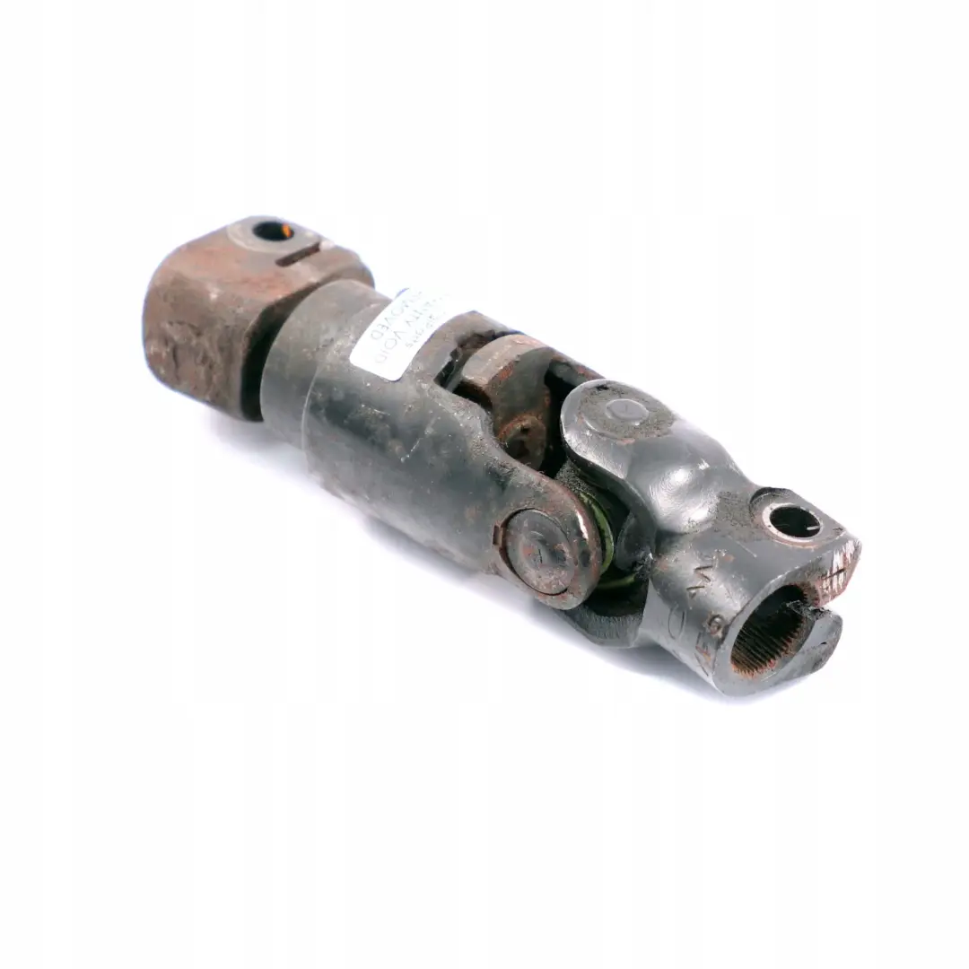 Krzyżak kolumny kierowniczej do MERCEDES ML W163 o numerze A1634600110 MERCEDES ML W163 Krzyżak kolumny kierowniczej - SKU A1634600110 - Numer Części A1634600110