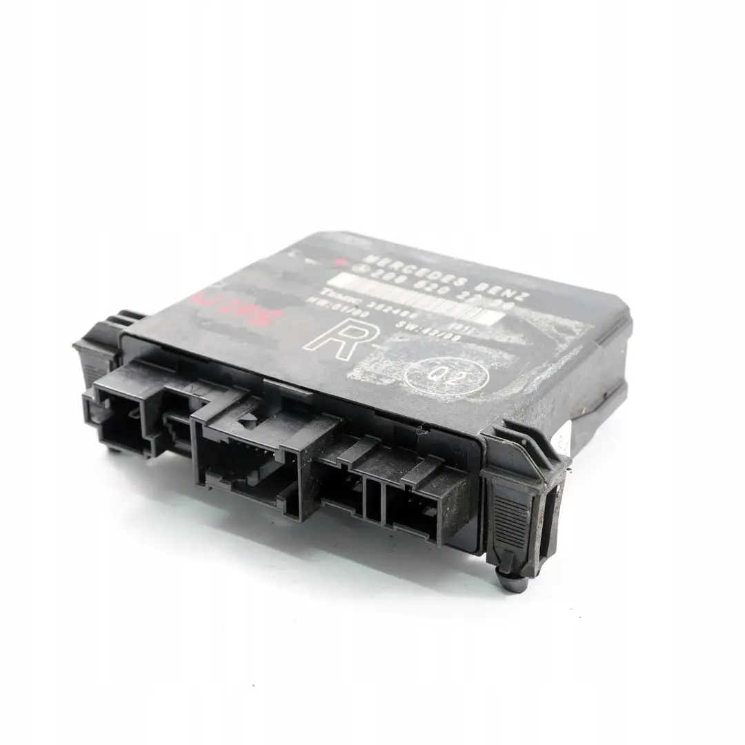 Mercedes-Benz Classe CLK W208 Porte avant Droite Steurgerat Module pour à propos du numéro de pièce A2088202226 Mercedes-Benz Classe CLK W208 Porte avant Droite Steurgerat Module - SKU A2088202226 - Numéro de pièce A2088202226