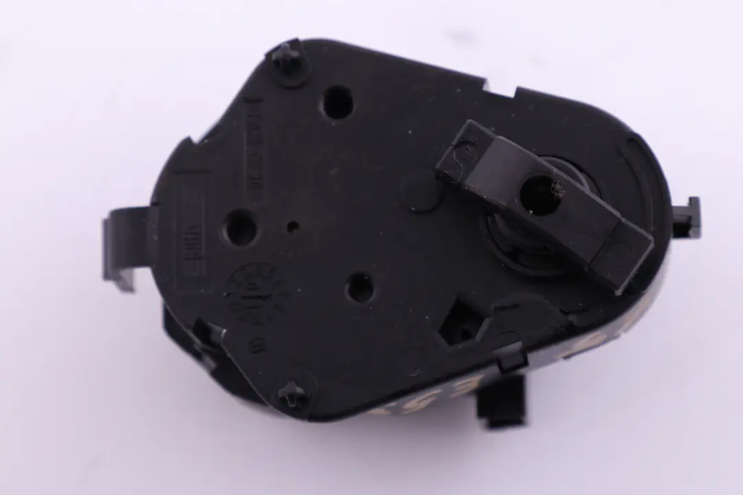 BMW 5 X5 E39 E53 Actuateur Entfrosterklappen 64116917942 6917942 - SKU 6935442 - Numéro de pièce 6935442
