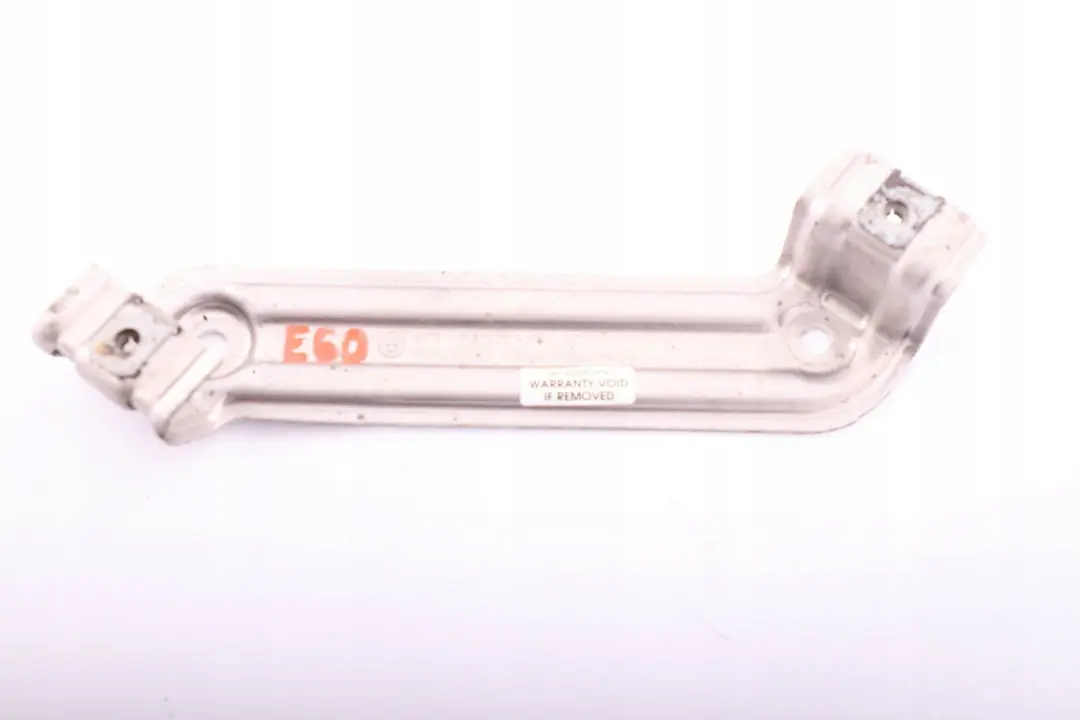 Supporto Protezione Sottoscocca Pannello Destra per BMW E61 LCI E60 E63 E64 con numero di parte 7152822 BMW E61 LCI E60 E63 E64 Supporto Protezione Sottoscocca Pannello Destra - SKU 7152822 - Numero di parte 7152822