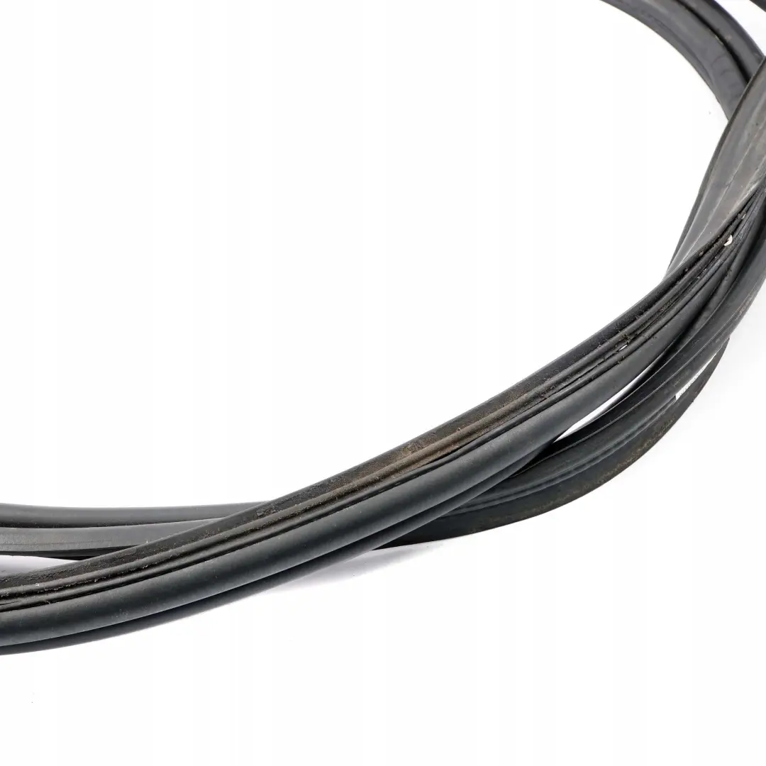 Guarnizione Scheibenklappe Portellone Mercedes W204 - SKU A2047500298 - Numero di parte A2047500298