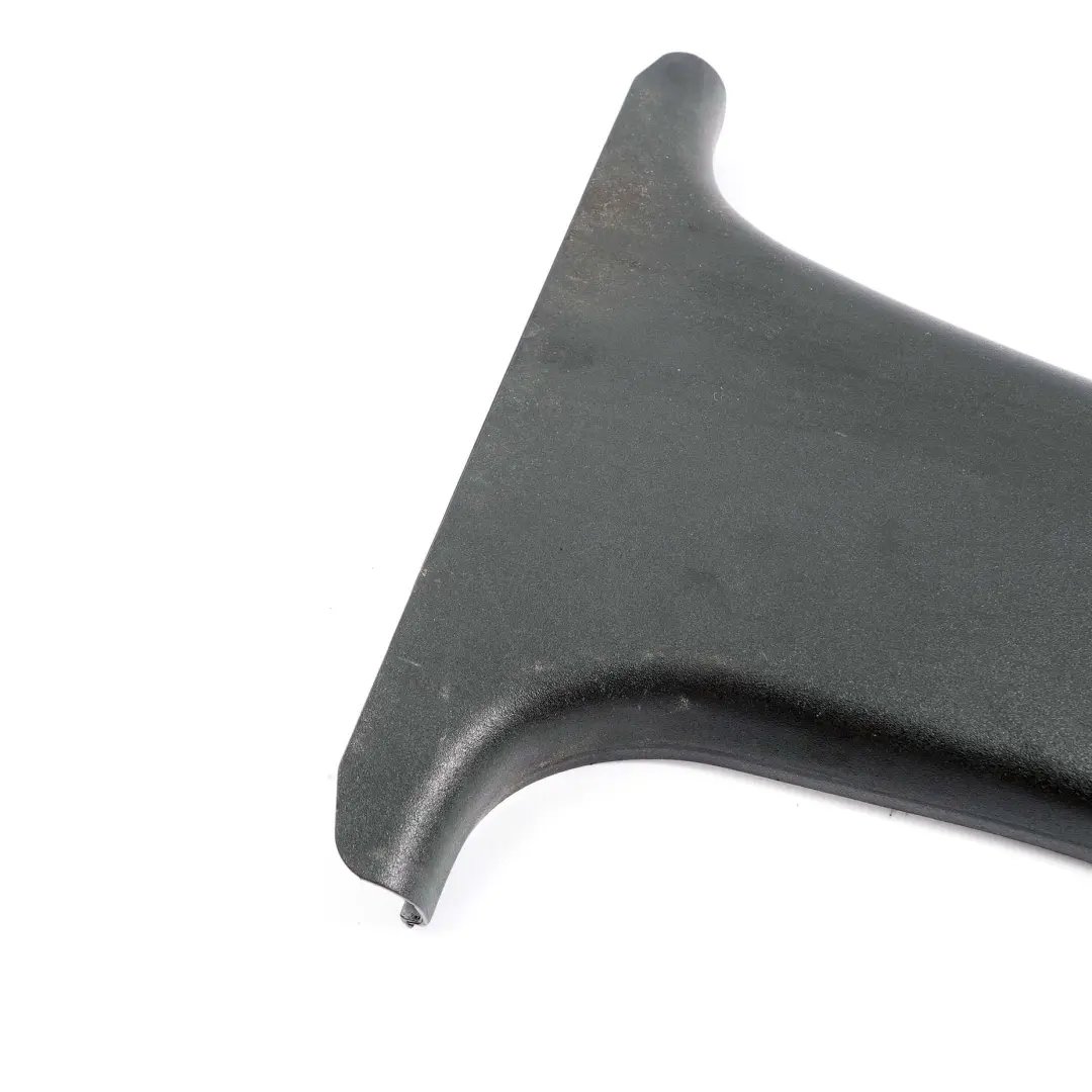 Mercedes-Benz W210 B-S?ule Destra Carenatura Copertura per con numero di parte A2106902230 Mercedes-Benz W210 B-S?ule Destra Carenatura Copertura - SKU A2106902230 - Numero di parte A2106902230