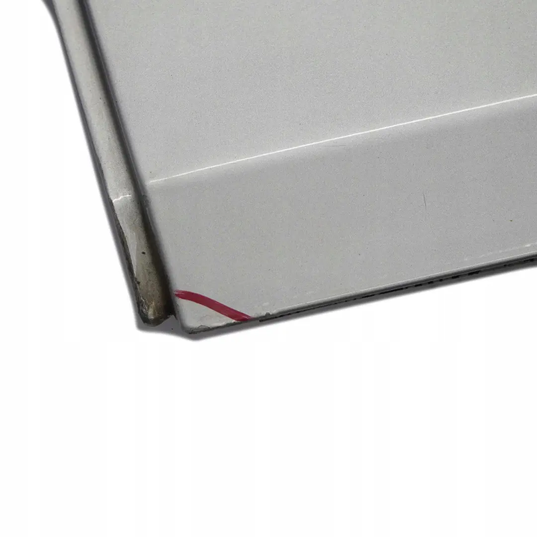 Puerta Trasera Izquierda Titansilber Titan Silver Metallic - 354 para BMW E60 5 con número de pieza 7202341 BMW E60 5 Puerta Trasera Izquierda Titansilber Titan Silver Metallic - 354 - SKU 7202341-TS5 - Número de pieza 7202341