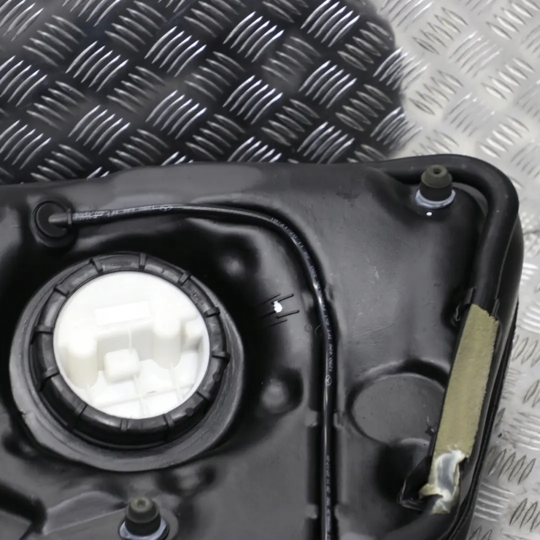 Mercedes Benz C W203 C209 Kompressor Kompletter Kraftstofftank Benzin 62L - SKU A2094701801 - Teilenummer A2094701801
