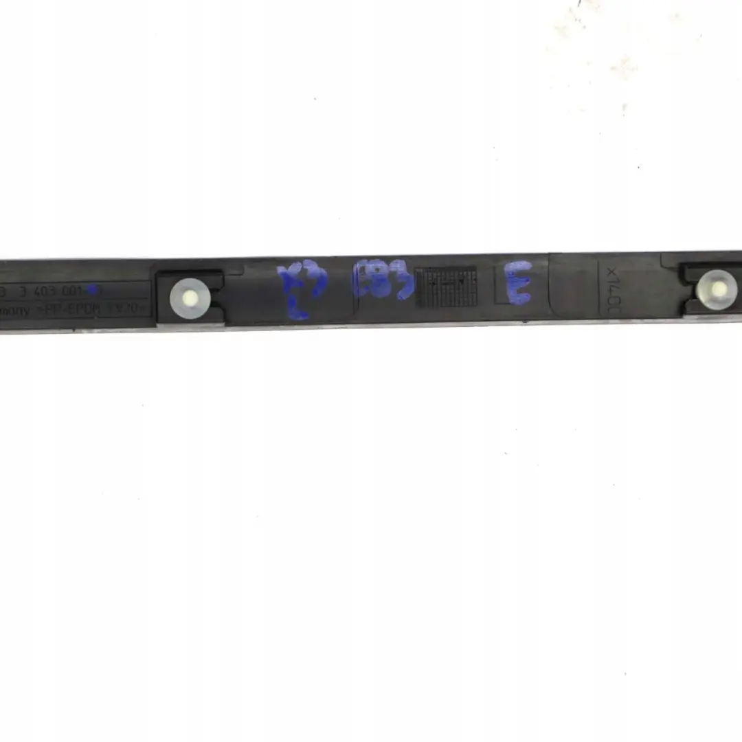 Listwa osłona stopnia progu lewa próg do BMW E83 X3 o numerze 3403001 BMW E83 X3 Listwa osłona stopnia progu lewa próg - SKU 3403001 - Numer Części 3403001