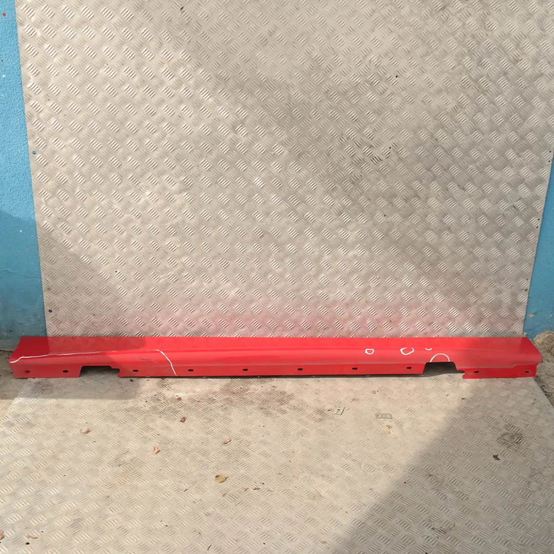BMW E87 Listello Portiera Apertura Gonna Destra Rosso Giappone Rosso - SKU 0032948-JR6 - Numero di parte 32948