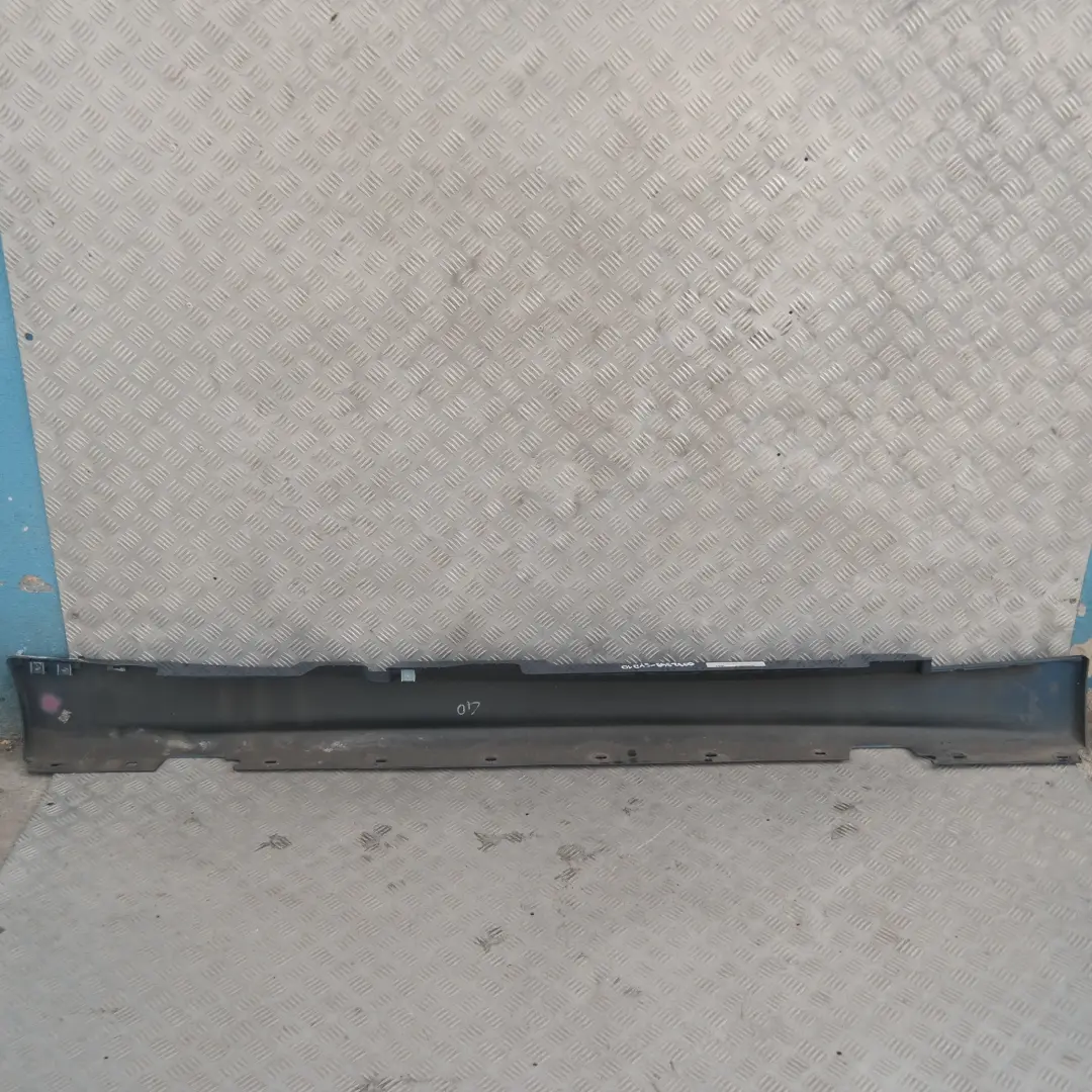 Schwellerleiste Blende Schweller links Sydneyblau Blau A19 für BMW 1 er 10 E87 mit Teilenummer 32949 BMW 1 er 10 E87 Schwellerleiste Blende Schweller links Sydneyblau Blau A19 - SKU 0032949-SYD10 - Teilenummer 32949