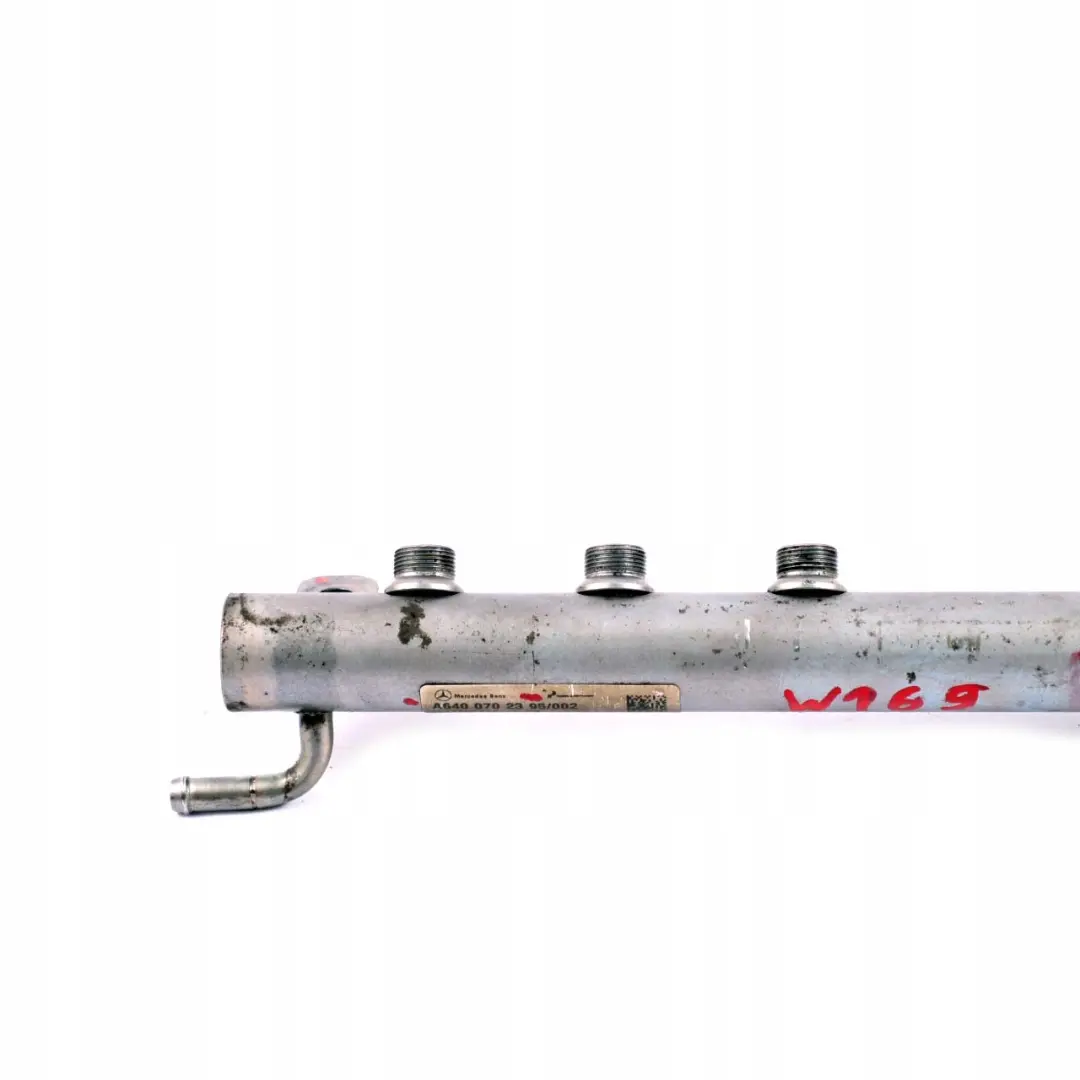 Mercedes-Benz W169 W245 Diesel OM640 Fuel Injector Rail Line to with Part number A6400702395 Mercedes-Benz W169 W245 Diesel OM640 Fuel Injector Rail Line - SKU A6400702395 - Part number A6400702395