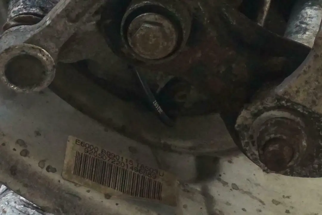 N52 Trasero Derecho Cubo Pierna Portador Pinza De Disco De Freno para BMW E60 525i con número de pieza 6770906 BMW E60 525i N52 Trasero Derecho Cubo Pierna Portador Pinza De Disco De Freno - SKU 6770906-10 - Número de pieza 6770906