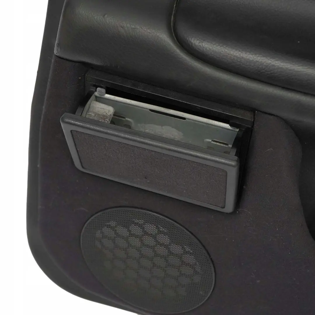  Mercedes-Benz E W210 Estate Rear Right Door Card Trim Panel Black Leather - SKU A2107370471 - Número de pieza A2107370471
