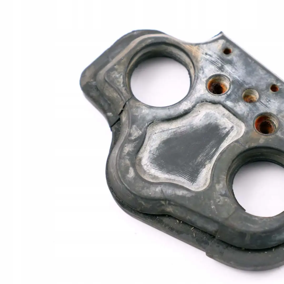 Sello Pasacables Calentador Aire Acondicionado Bomba De Agua para BMW E60 E61 con número de pieza 6915173 BMW E60 E61 Sello Pasacables Calentador Aire Acondicionado Bomba De Agua - SKU 6915173 - Número de pieza 6915173