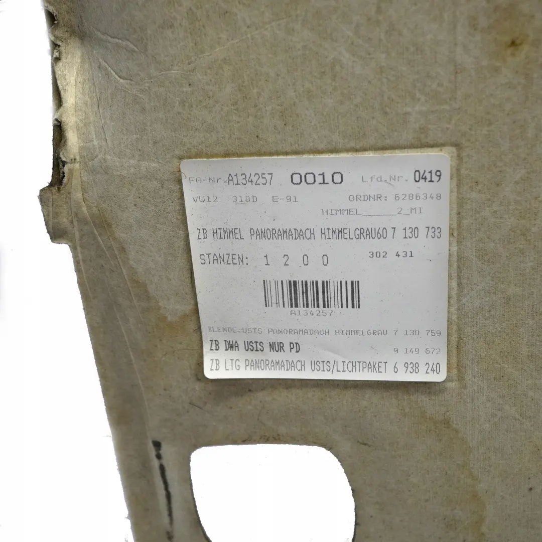 Podsufitka profilowana grau szara do BMW E91 E91N o numerze 7252701 BMW E91 E91N Podsufitka profilowana grau szara - SKU 7252701 - Numer Części 7252701