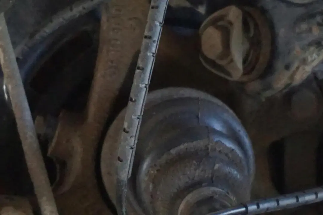 Reihe E87 LCI 118d N47 Abtriebswelle Schwenklager Hinten Links für BMW 1 mit Teilenummer 6774809 BMW 1 Reihe E87 LCI 118d N47 Abtriebswelle Schwenklager Hinten Links - SKU 6774809-19 - Teilenummer 6774809