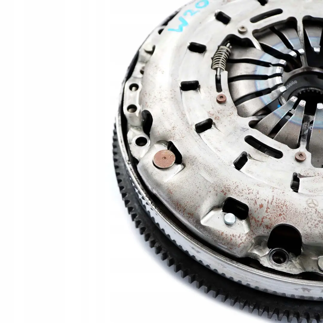 Mercedes-Benz W203 C200 C 200 Kompressor Kit De embrague De doble volante bimasa para con número de pieza A1110306405 Mercedes-Benz W203 C200 C 200 Kompressor Kit De embrague De doble volante bimasa - SKU A1110306405 - Número de pieza A1110306405