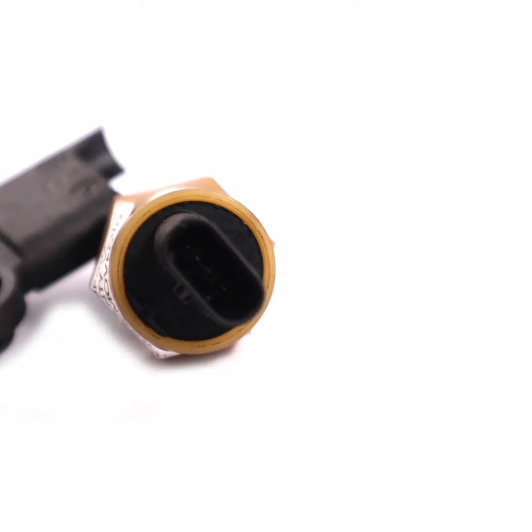 N20 Engine Oil Pressure / Temperature Sensor to BMW 1 3 F20 F21 F30 F31 with Part number 7595724 BMW 1 3 F20 F21 F30 F31 N20 Engine Oil Pressure / Temperature Sensor - SKU 7595724 - Part number 7595724