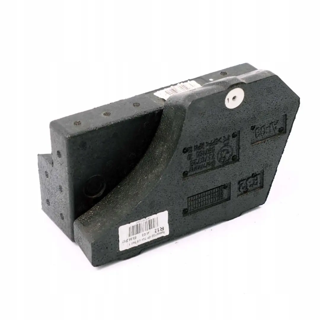 BMW F32 F82 M4 Styropian boczek drzwi prawy przód - SKU 7370730 - Numer Części 7370730