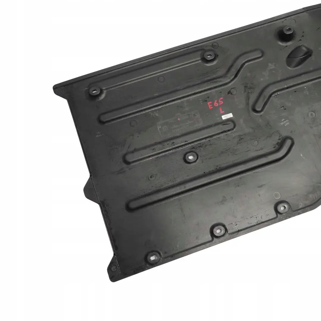 Izquierda N/S Debajo Carrocería Cubierta De Panel De Suelo para BMW E65 E66 con número de pieza 7020533 BMW E65 E66 Izquierda N/S Debajo Carrocería Cubierta De Panel De Suelo - SKU 7020533 - Número de pieza 7020533
