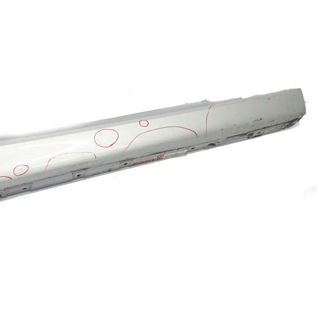 Sill Strip Faldon Lateral Derecho Titansilber Titan Silver para BMW E92 E93 con número de pieza 0034058 BMW E92 E93 Sill Strip Faldon Lateral Derecho Titansilber Titan Silver - SKU 0034058-TS - Número de pieza 0034058