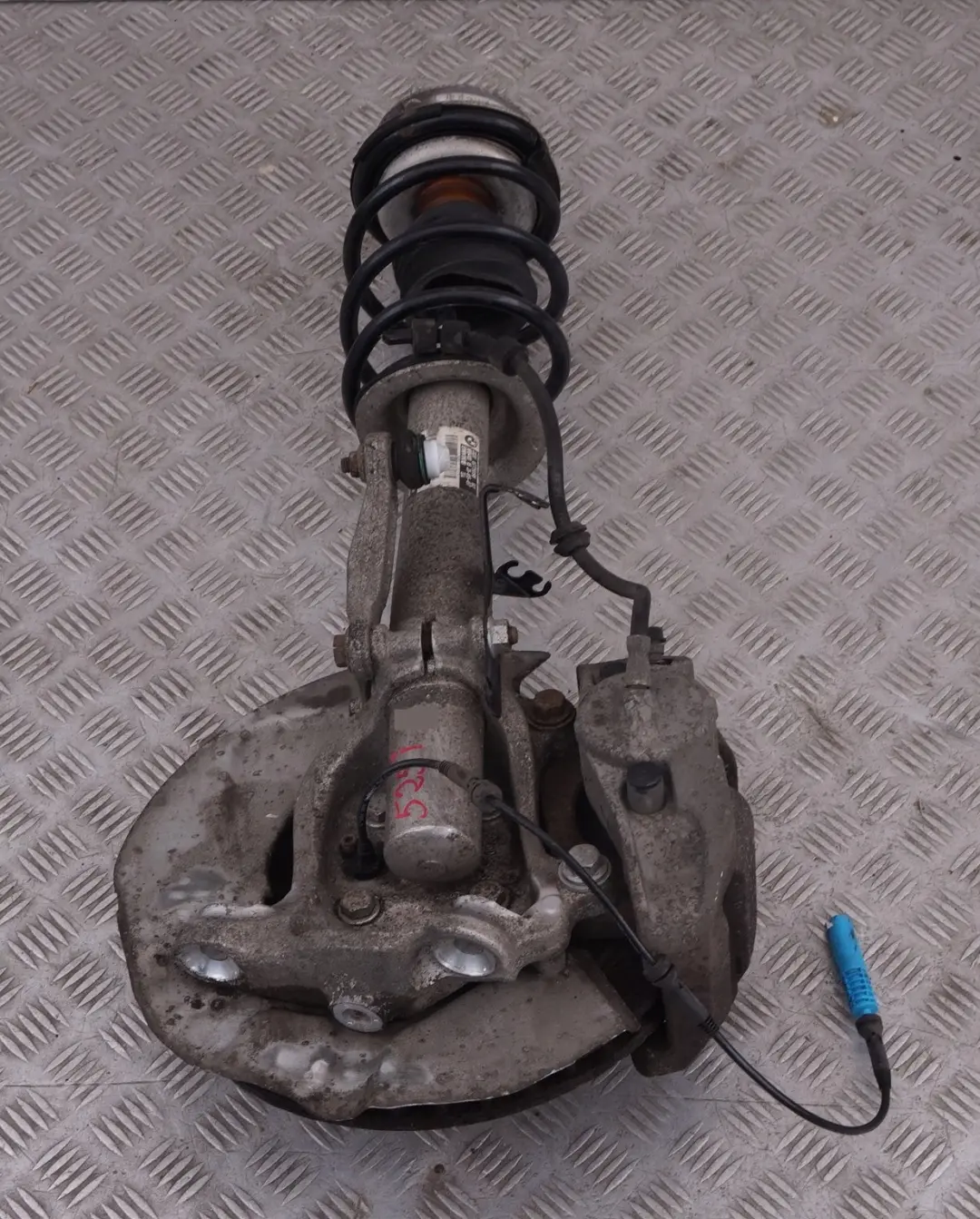 BMW E60 LCI 525i N53 Zwrotnica amortyzator prawy - SKU 6775056 - Numer Części 31306775056