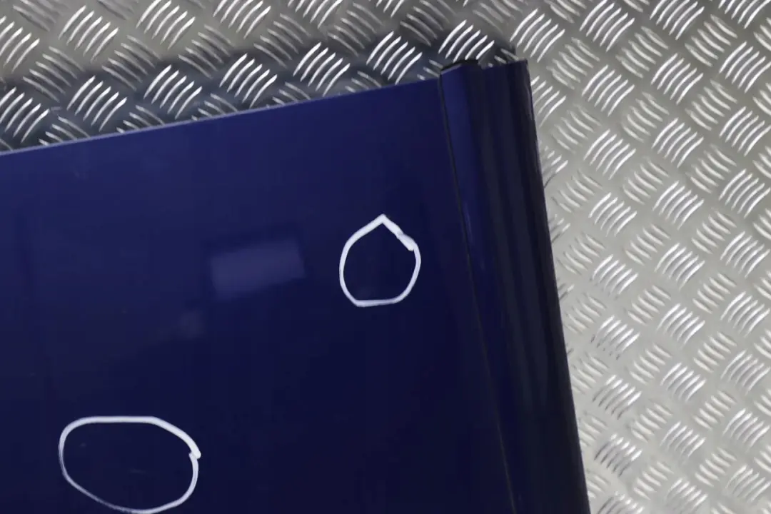 Folding Top Hardtop Roof Shell Centre Montegoblau Blue - A51 to BMW 3 4 E93 F33 with Part number 7400555 BMW 3 4 E93 F33 Folding Top Hardtop Roof Shell Centre Montegoblau Blue - A51 - SKU 7400555-MTB - Part number 7400555